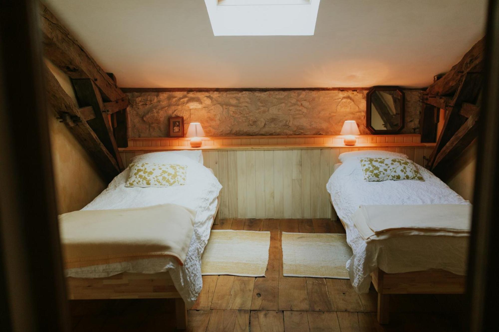 Chateau Barayre - Beautiful 12Th Century Castle With Pool And Large Garden Laussou Eksteriør billede